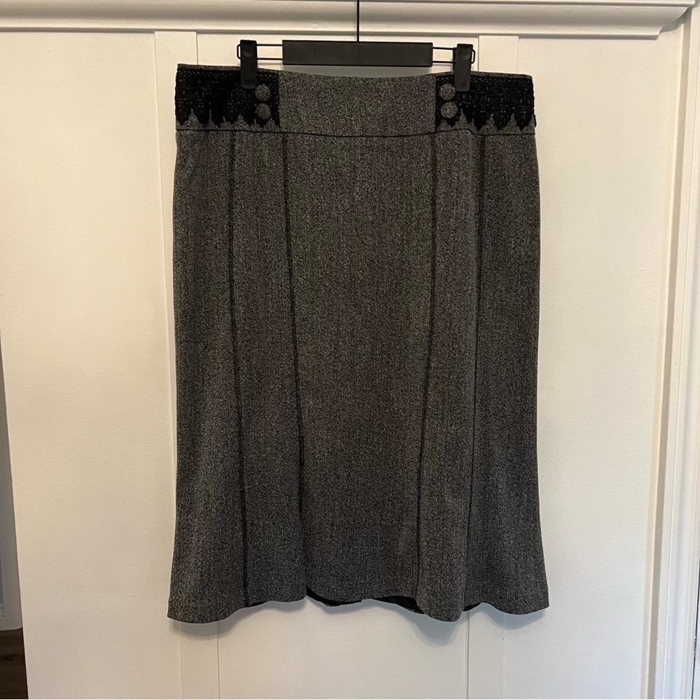 Lana Lee Knee Length Grey Skirt with Black Details | Size 14 | GUC - Picture 2 of 6